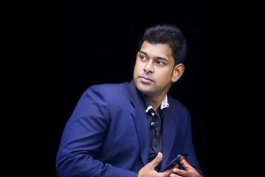 Mahti Ahsan, CEO of Organico Consumer Goods, is a visionary leader revolutionizing the organic food industry. With a focus on sustainability, quality, and innovation, he is setting new benchmarks in natural consumer goods. Learn more about his mission and impact.